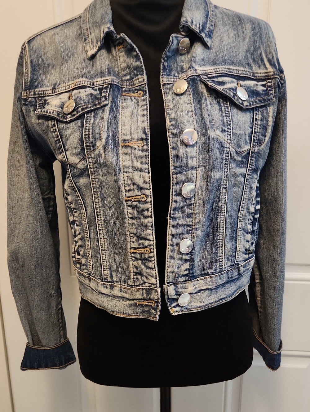 RICO Light Blue Washed Denim Cropped  Jacket..